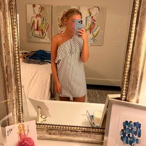 Striped one shoulder mini dress!
